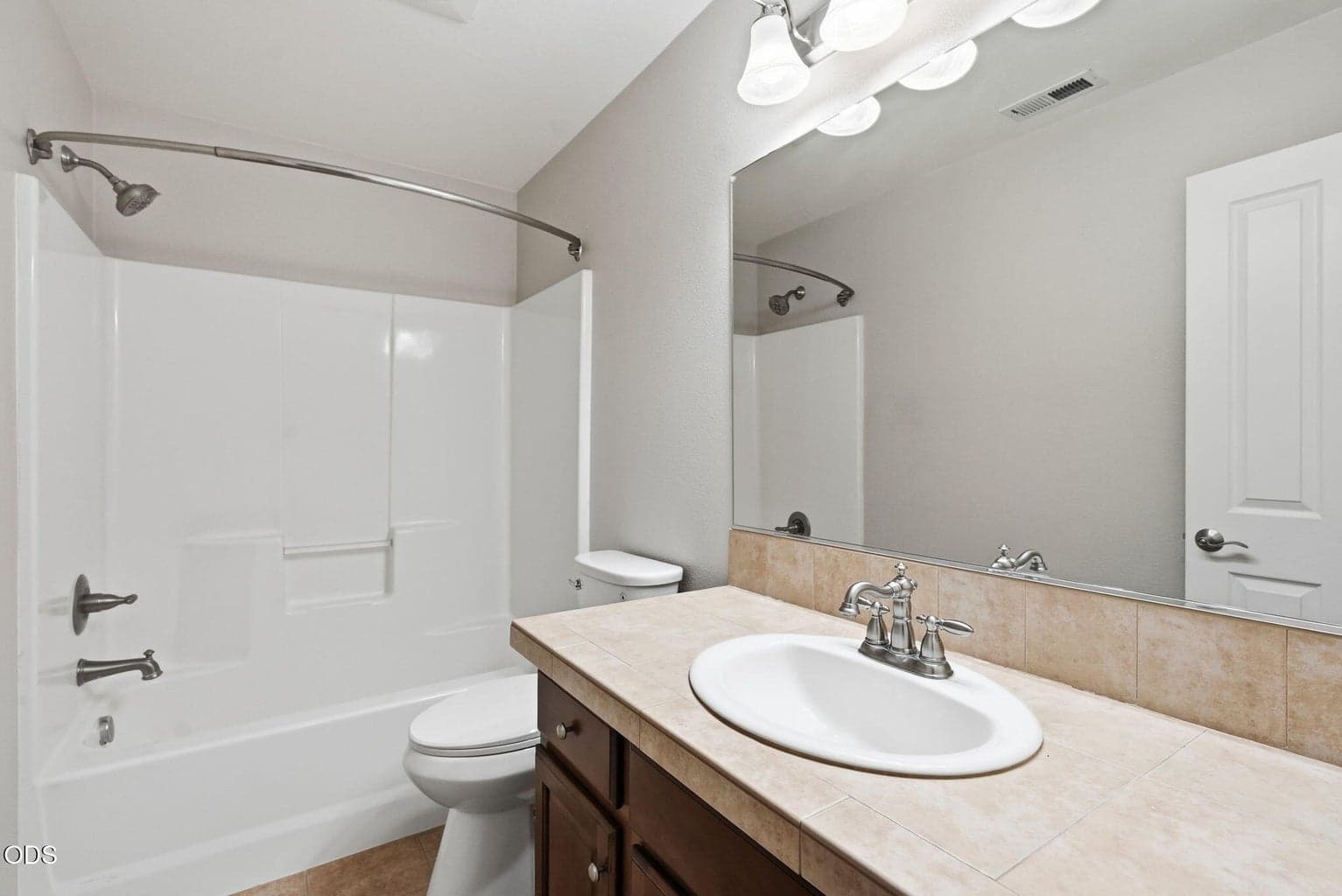 Photo of 2765 SW 49th Street 35 of 56