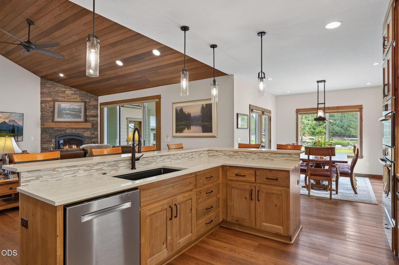 Photo of 17121 Merganser Drive 19 of 56