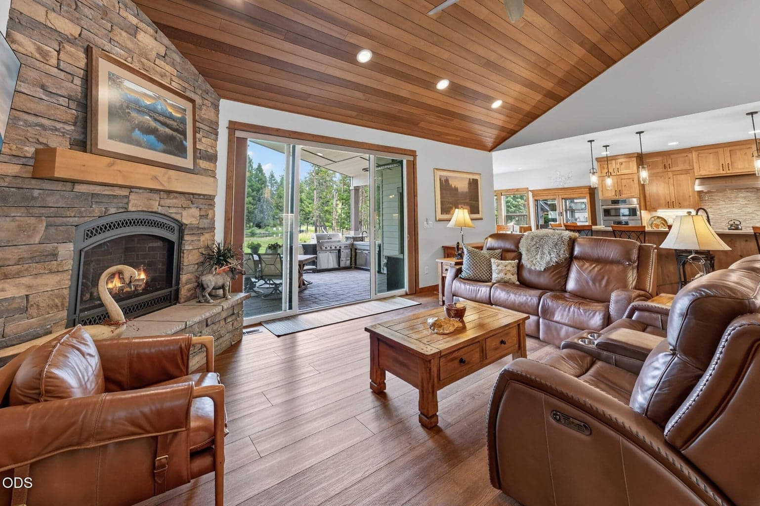 Photo of 17121 Merganser Drive 11 of 56