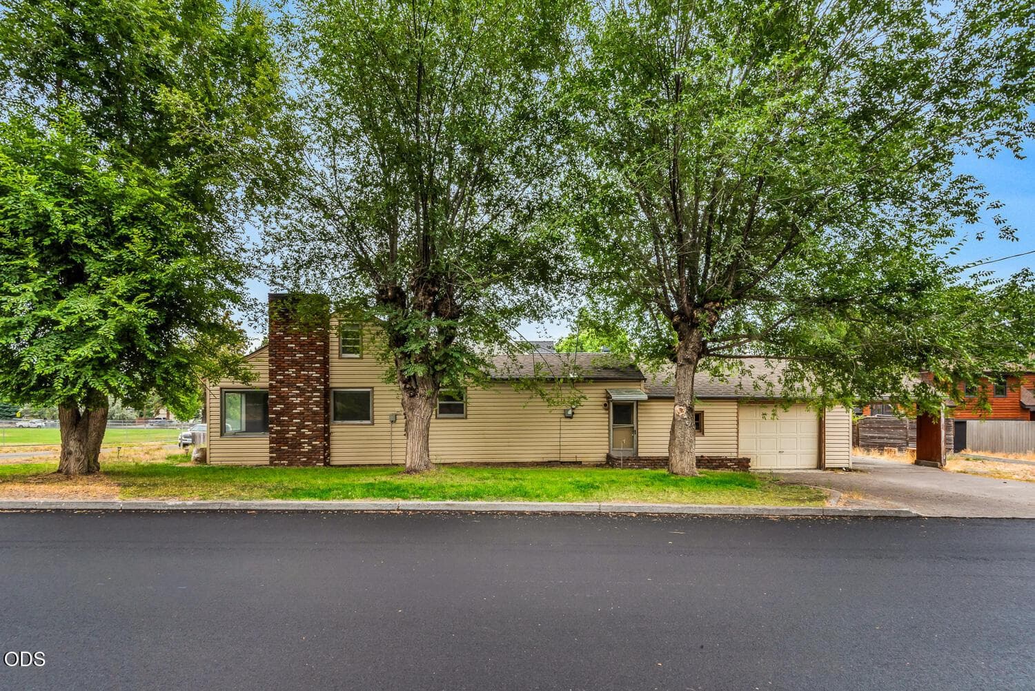 Photo of 1251 Jacksonville Avenue 1 of 14