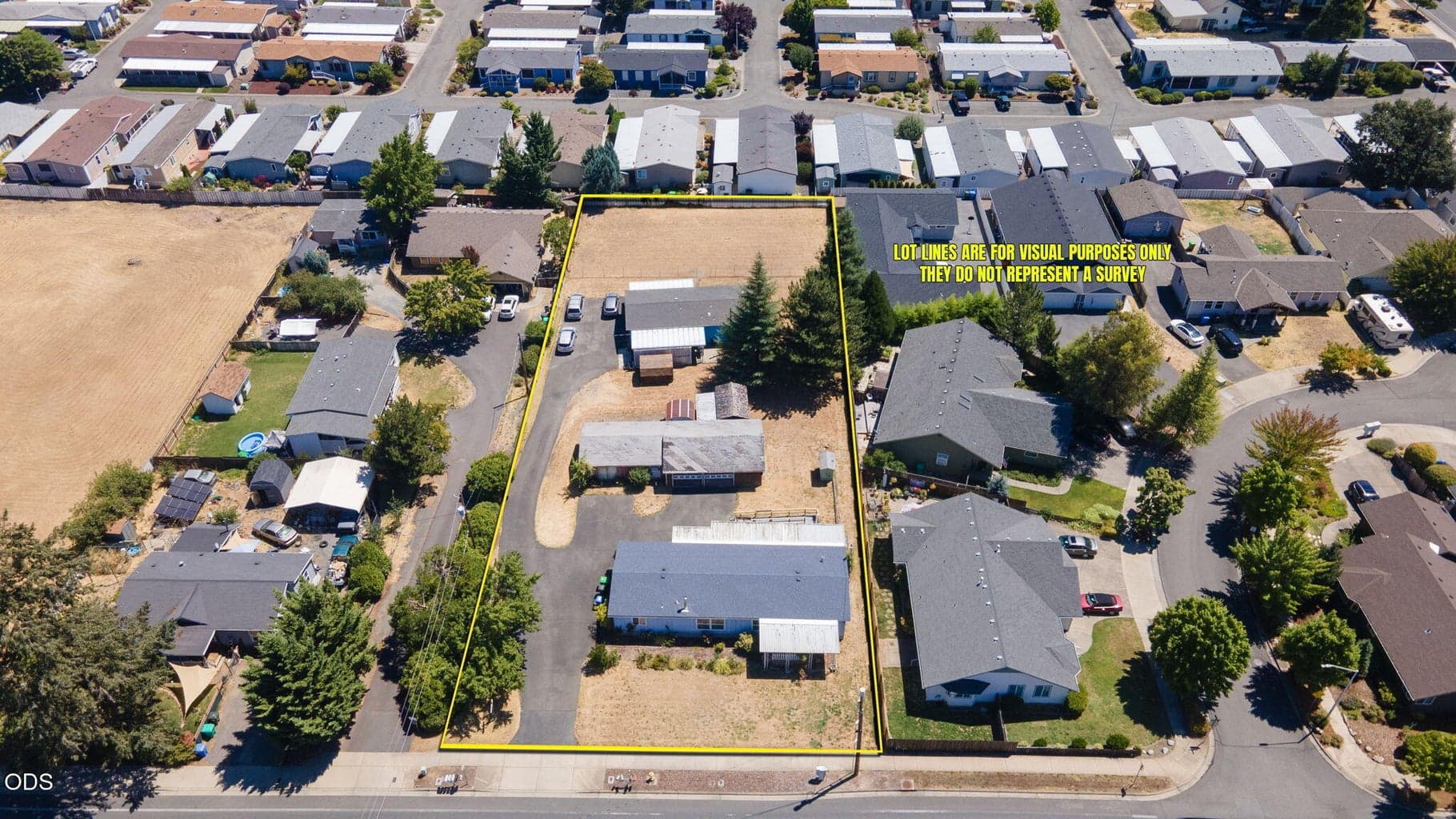 Aerial View of 1405 Willow Ln
