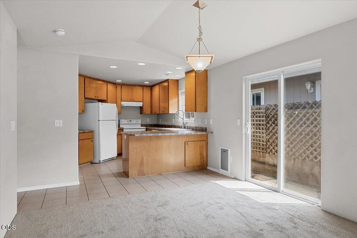 Photo of 3180 Forest Hills Drive 5 of 20