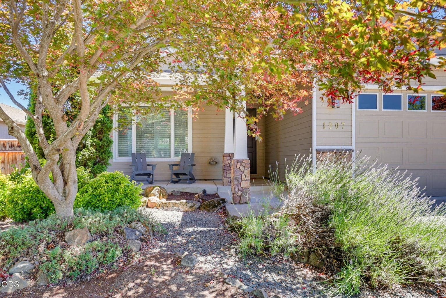 Photo of 1007 Highbury Drive 2 of 31