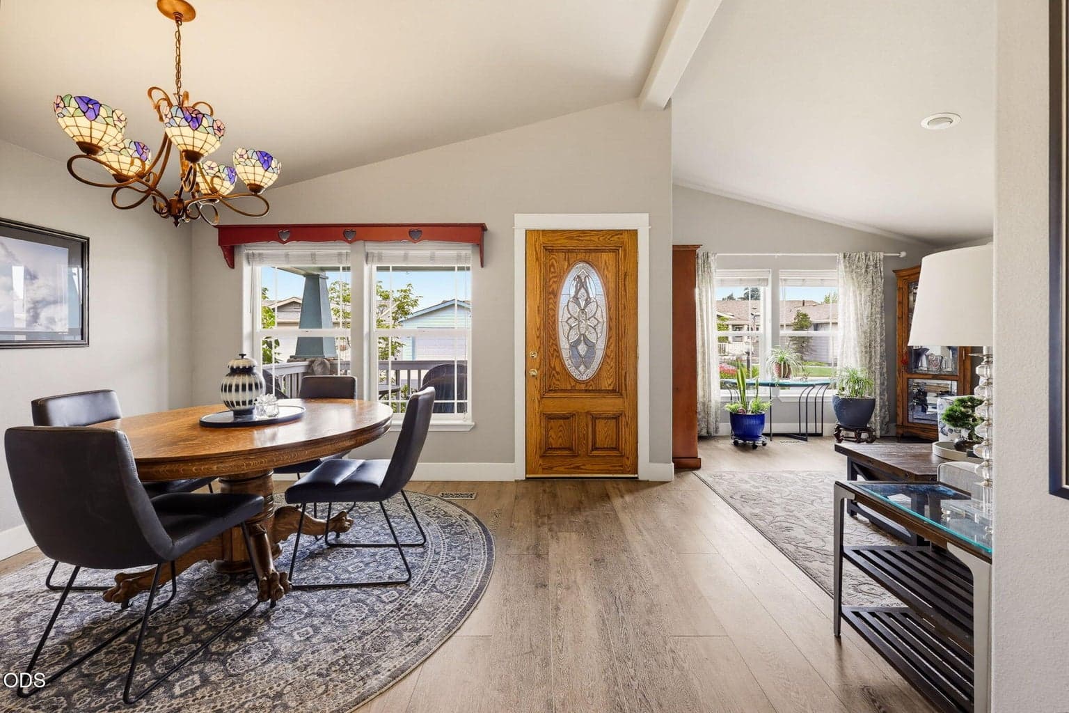 Photo of 366 Marian Avenue 3 of 35