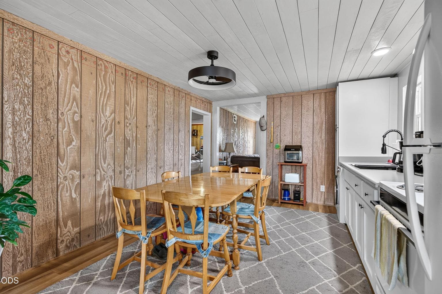 Photo of 32 Cora Drive 4 of 7