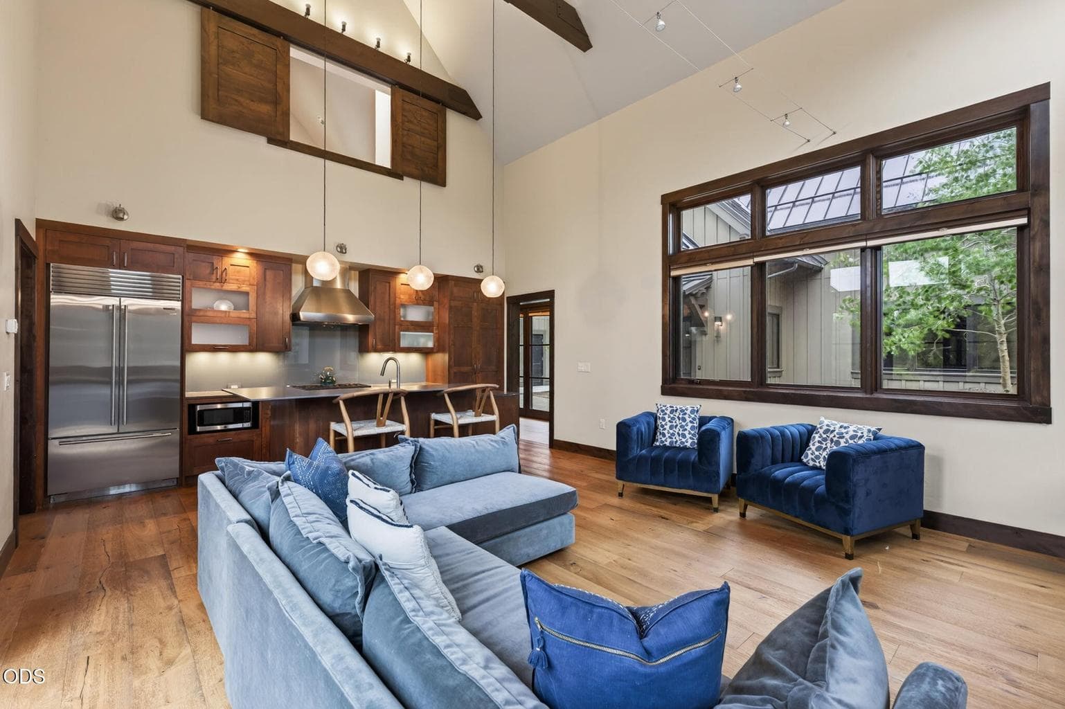 Photo of 19374 Bonney Lane 9 of 43