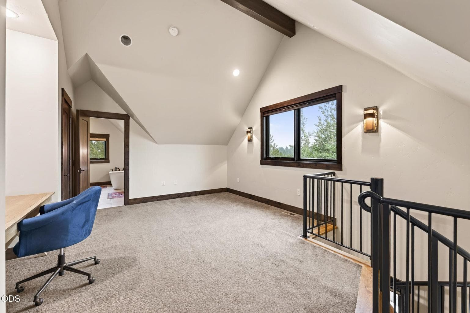 Photo of 19374 Bonney Lane 26 of 43