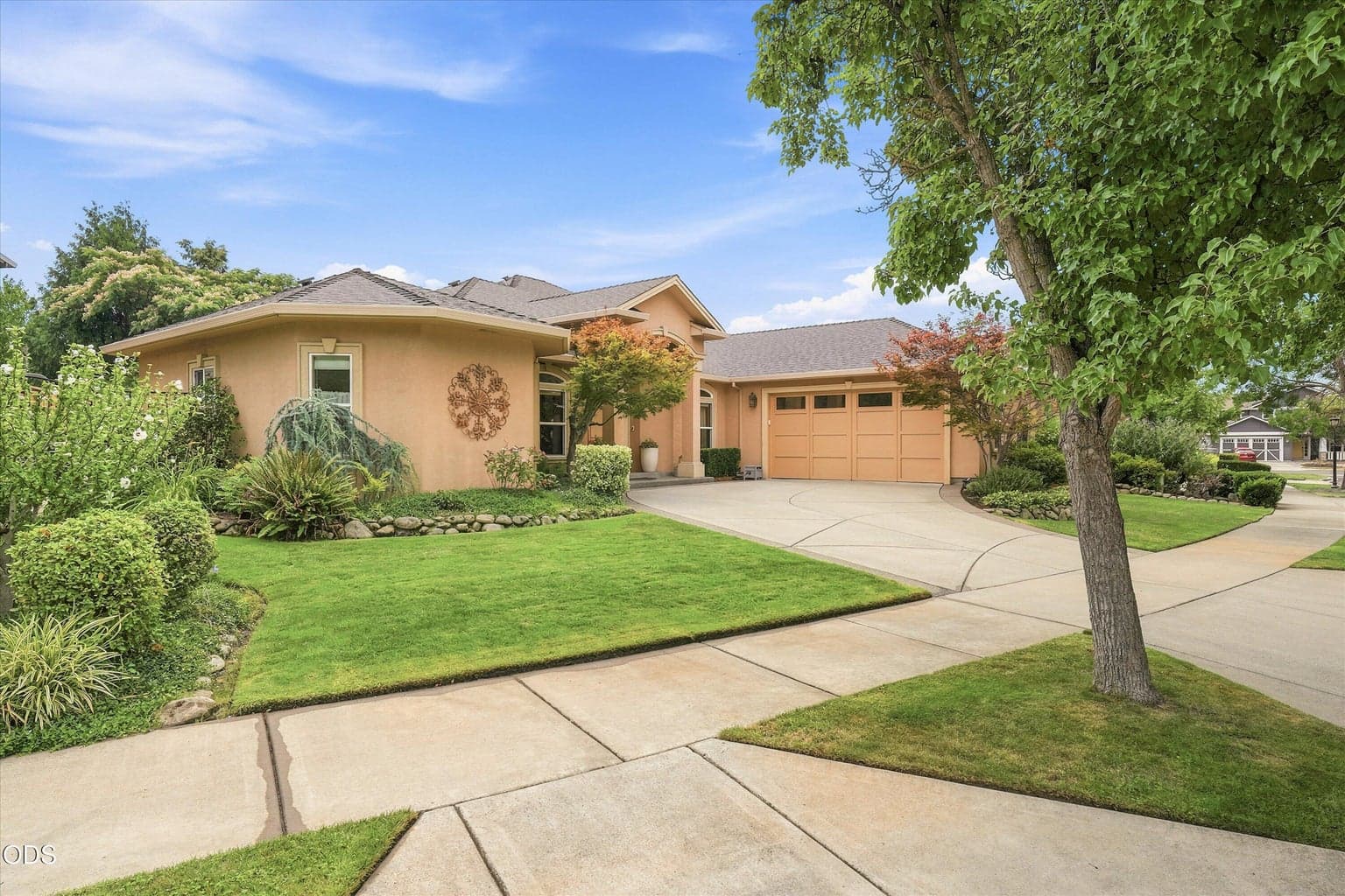 Photo of 3716 Sherwood Park Drive 4 of 51