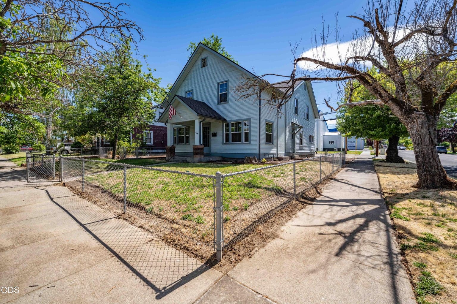 Photo of 404 Grape Street 5 of 66