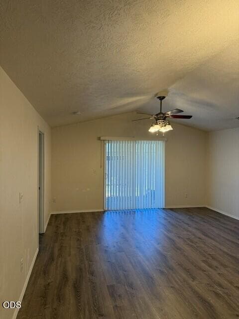 Photo of 1439 Kellenbeck Avenue 2 of 6