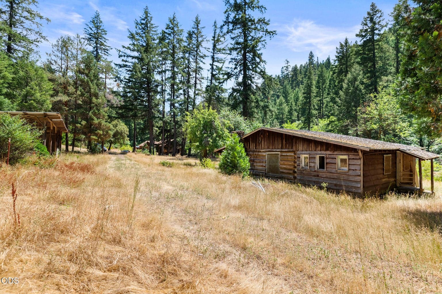 Photo of 13245 Caves Highway 2 of 25