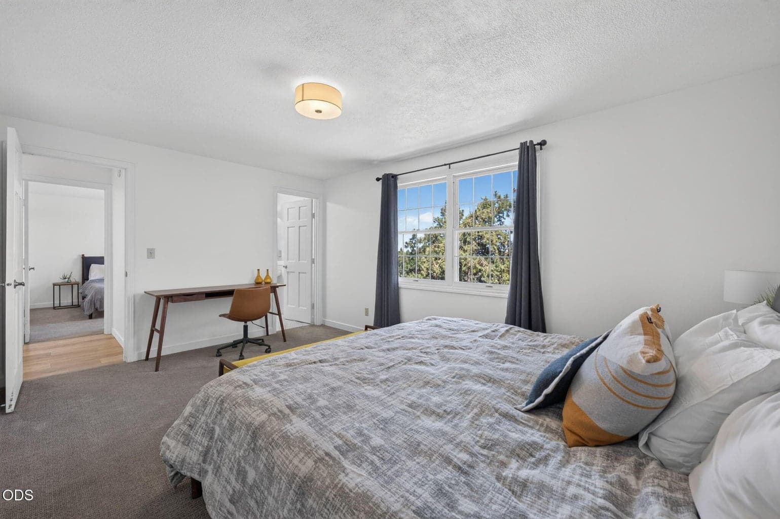 Photo of 2258 NW 6th Street 24 of 54