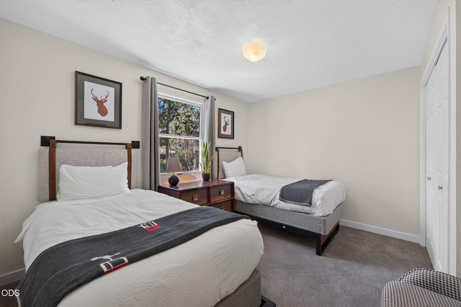 Photo of 2258 NW 6th Street 26 of 54
