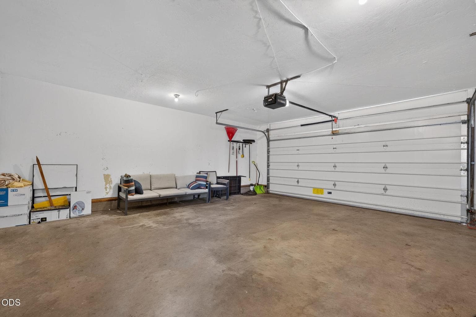 Photo of 2258 NW 6th Street 35 of 54