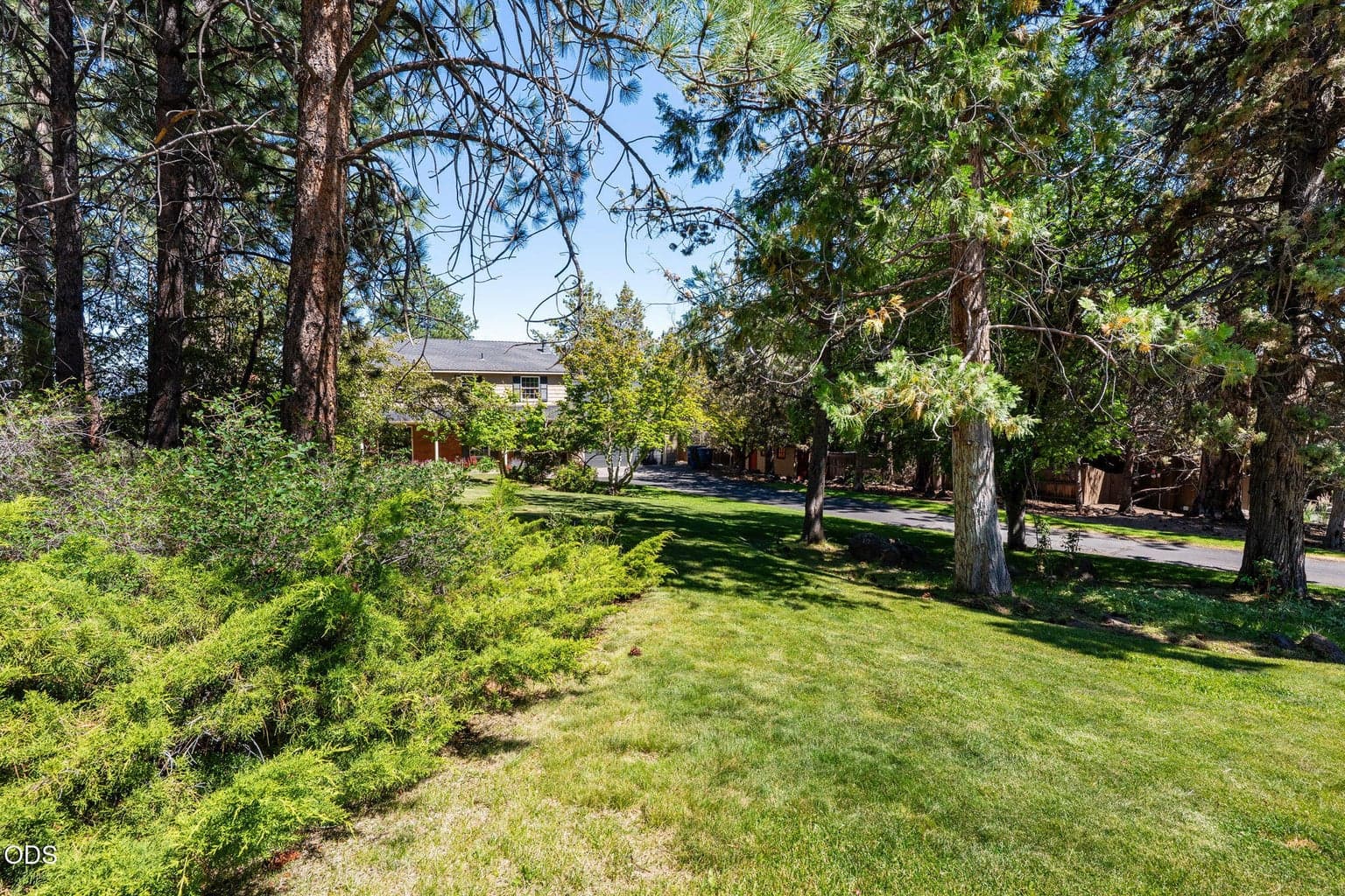 Photo of 2258 NW 6th Street 43 of 54