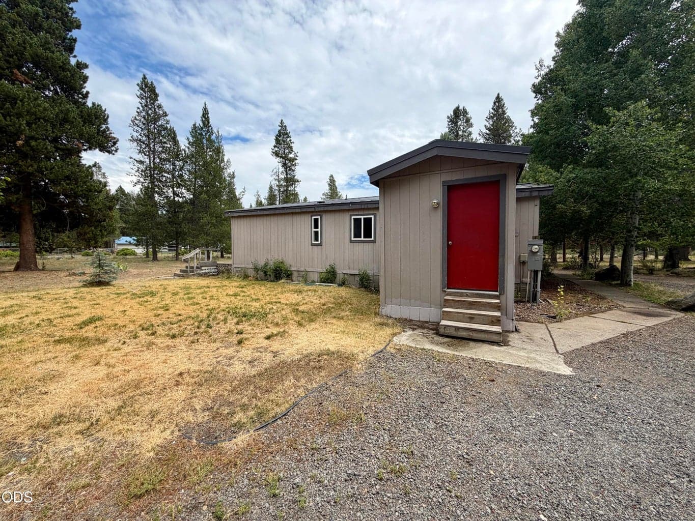 Photo of 16364 Twin Drive 4 of 31