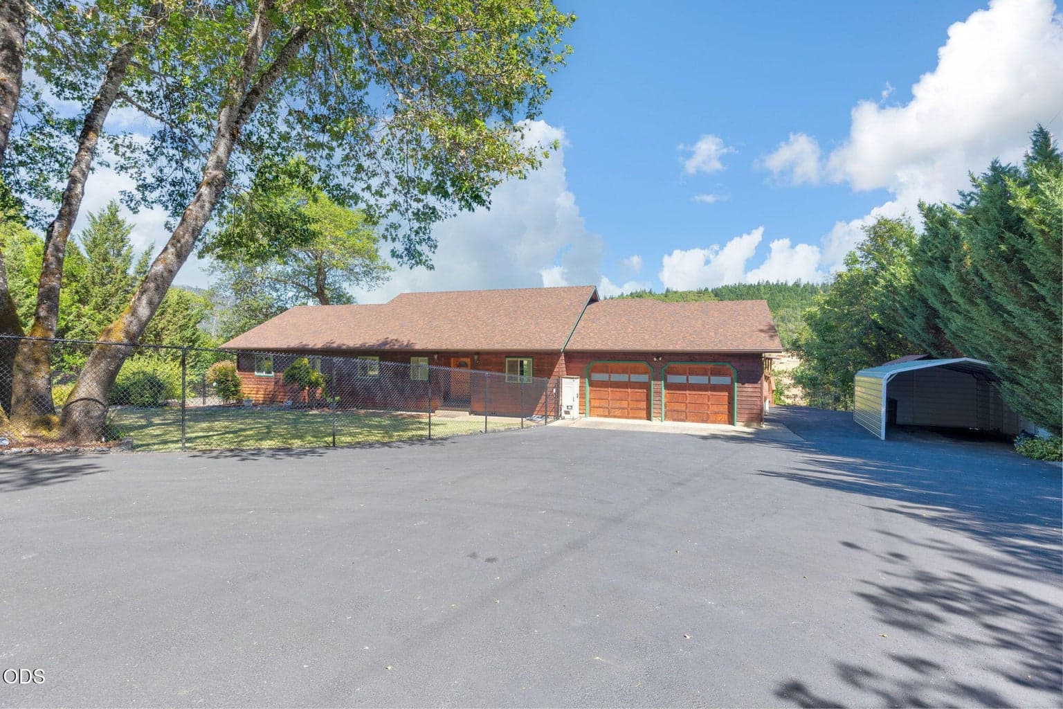 Photo of 410 Lancelot Lane 4 of 80