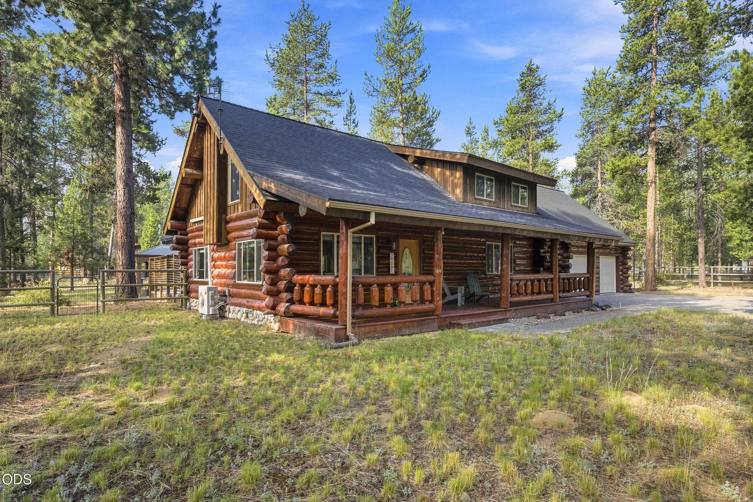 Photo of 16087 Lava Drive 2 of 44