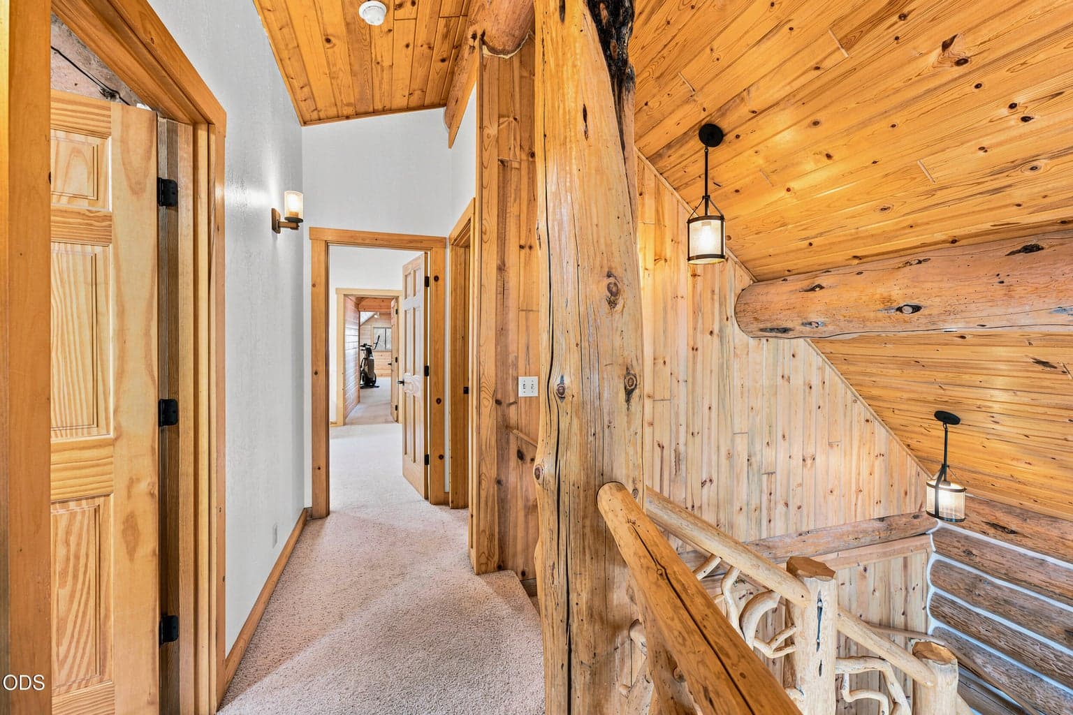 Photo of 16087 Lava Drive 23 of 44
