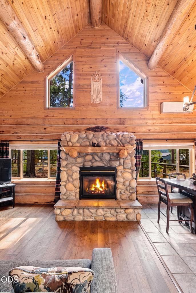 Photo of 16087 Lava Drive 30 of 44