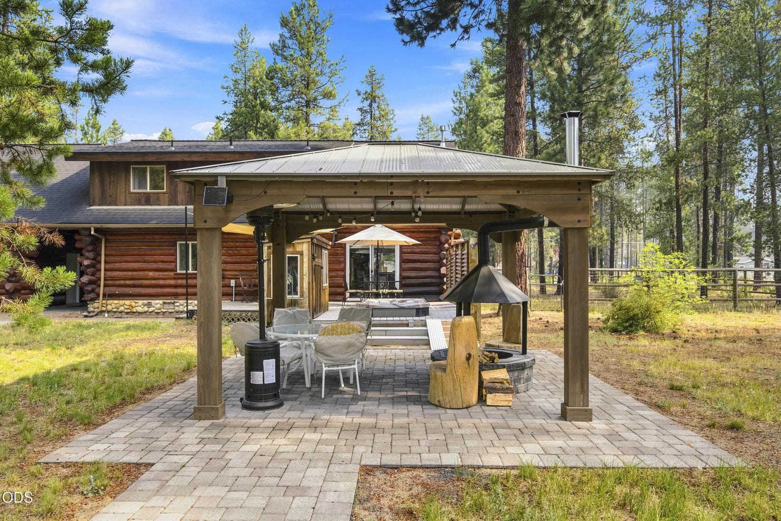Photo of 16087 Lava Drive 34 of 44