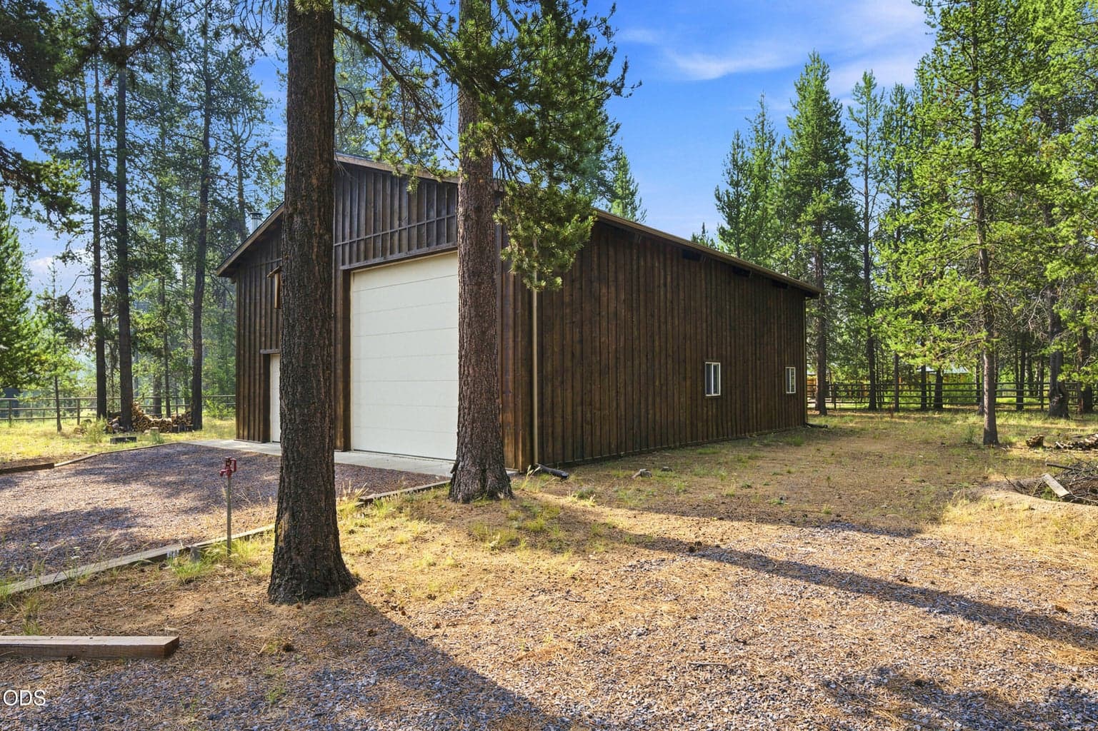 Photo of 16087 Lava Drive 37 of 44