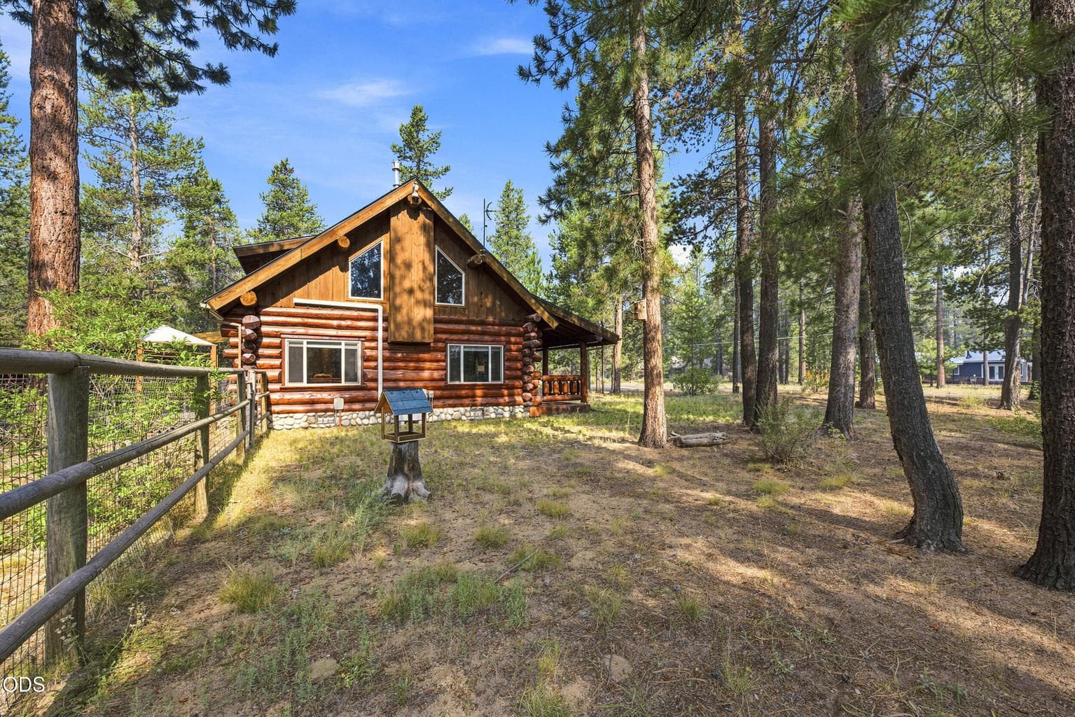 Photo of 16087 Lava Drive 40 of 44