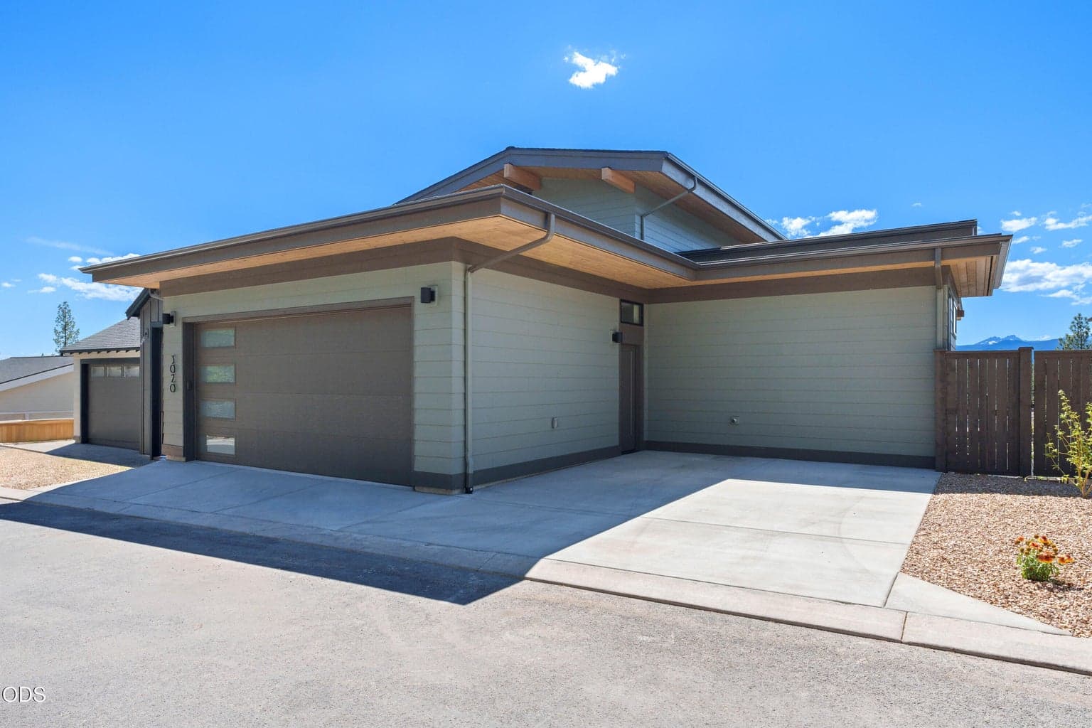 Photo of 3020 NW Polarstar Avenue 35 of 40