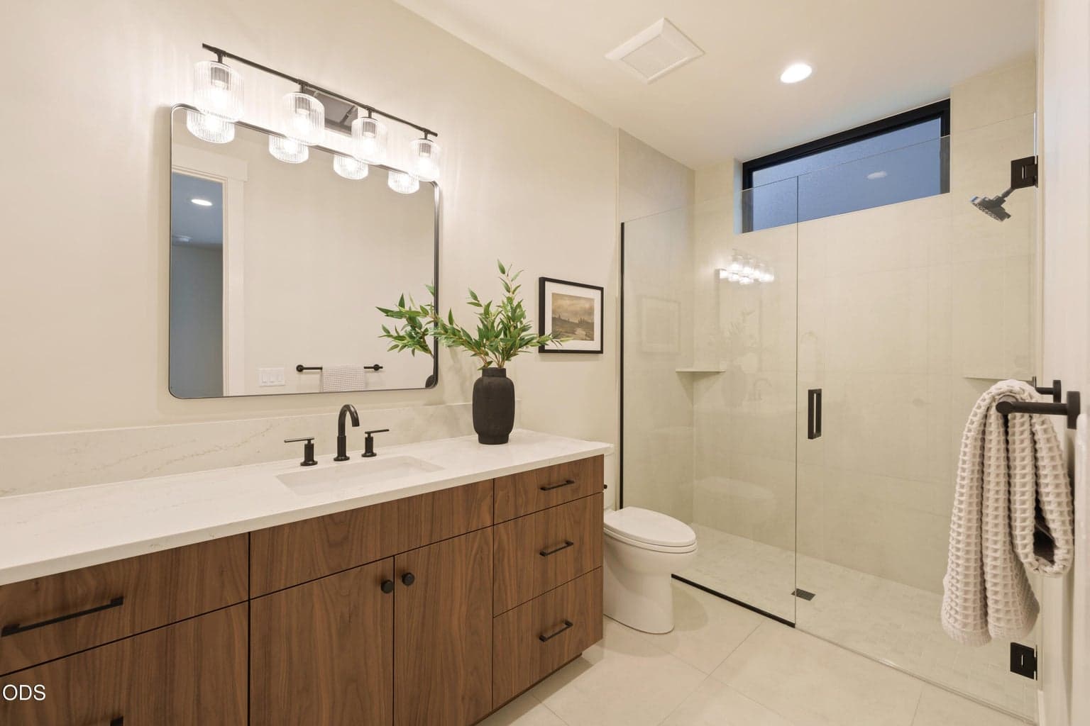 Photo of 3020 NW Polarstar Avenue 25 of 40