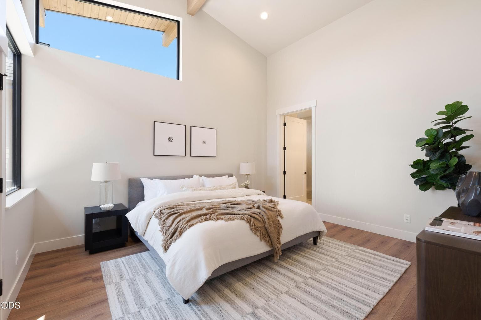 Photo of 3020 NW Polarstar Avenue 18 of 40