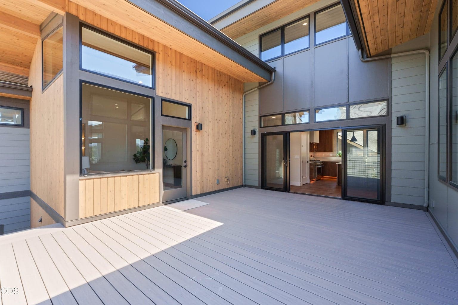 Photo of 3020 NW Polarstar Avenue 34 of 40
