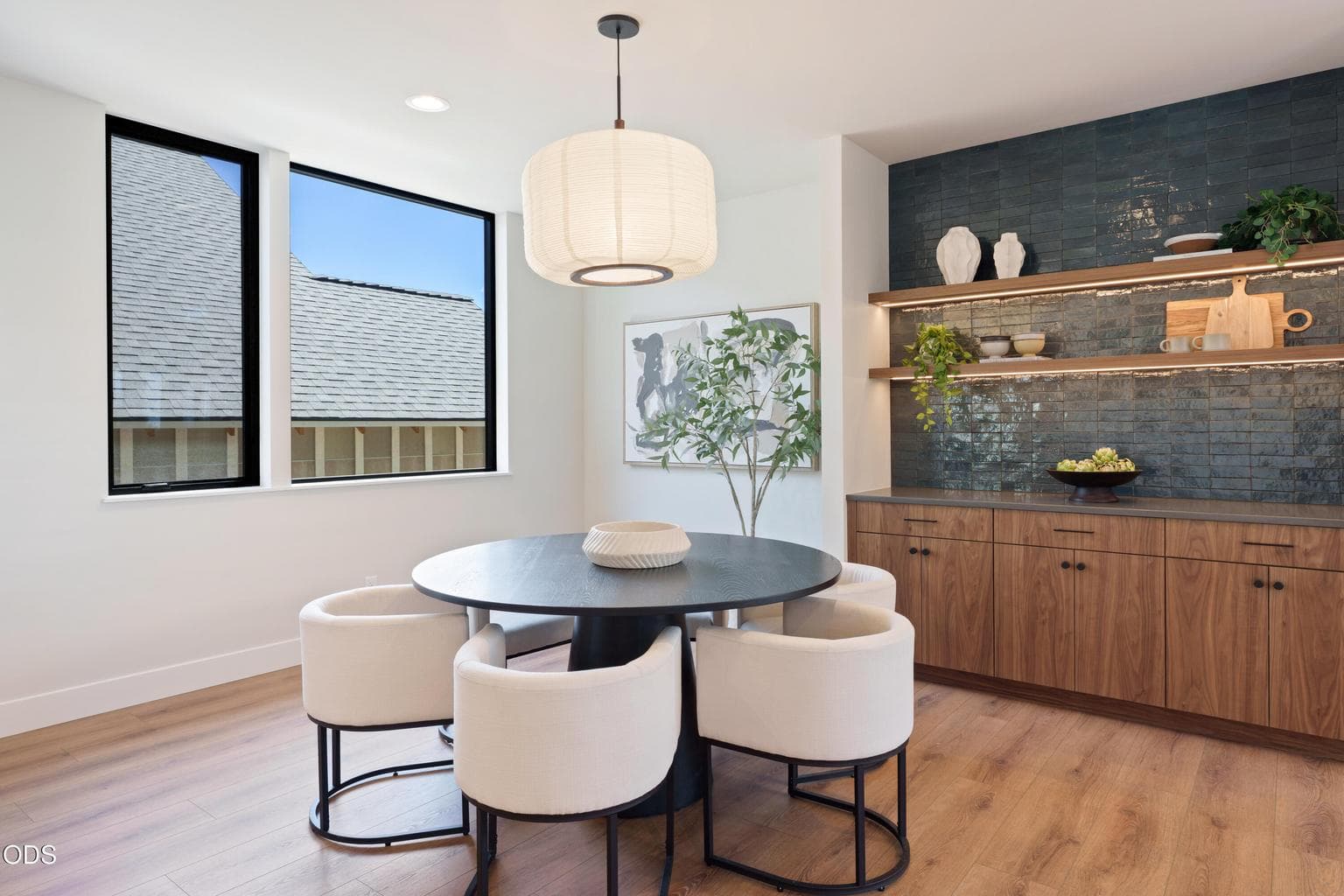 Photo of 3020 NW Polarstar Avenue 10 of 40