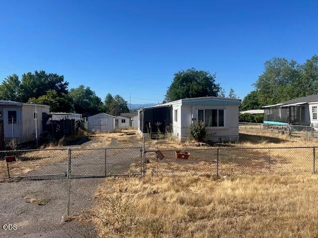 Photo of 2548 Antelope Road 1 of 1
