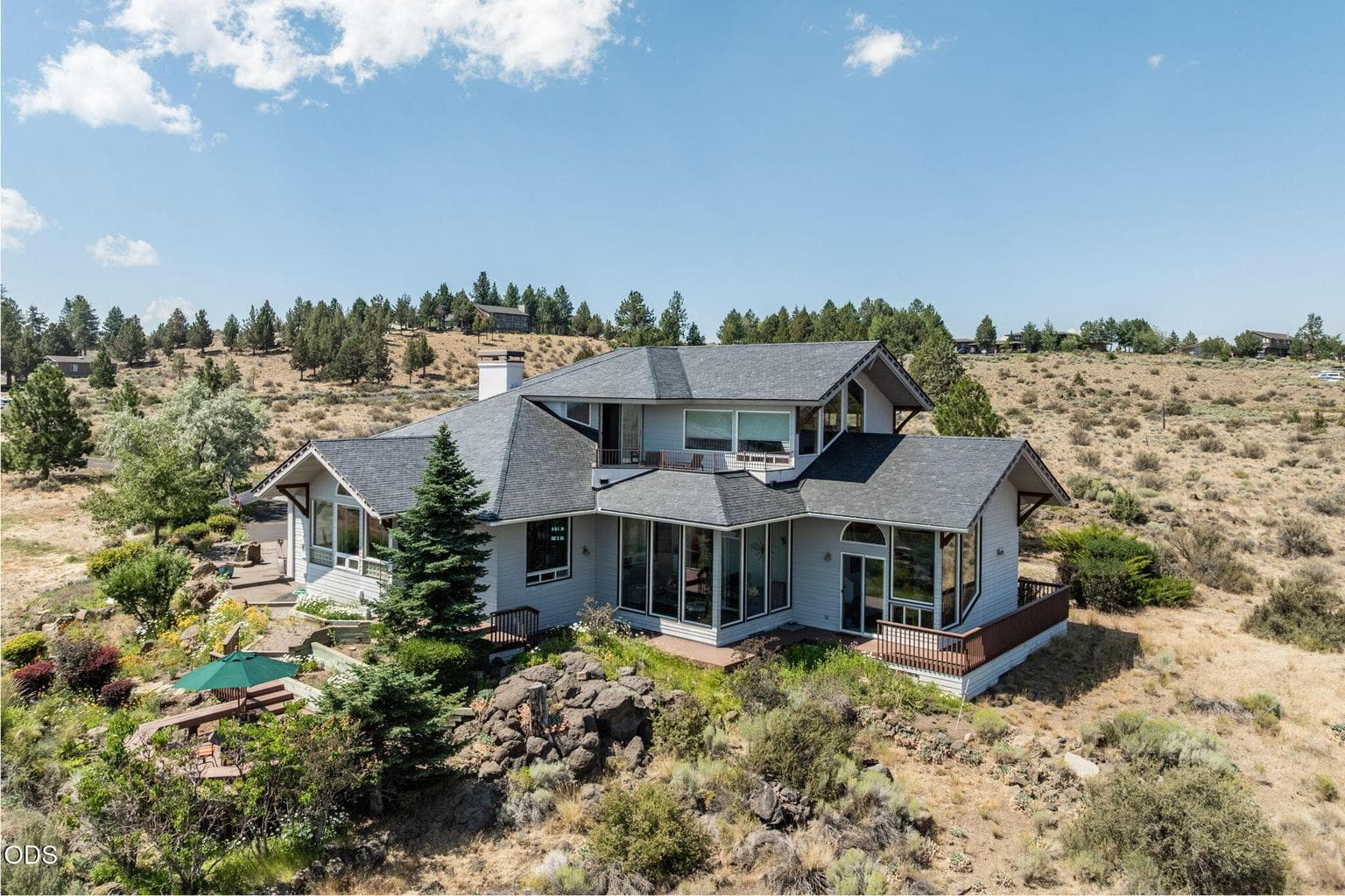 Beautiful home with mountain views