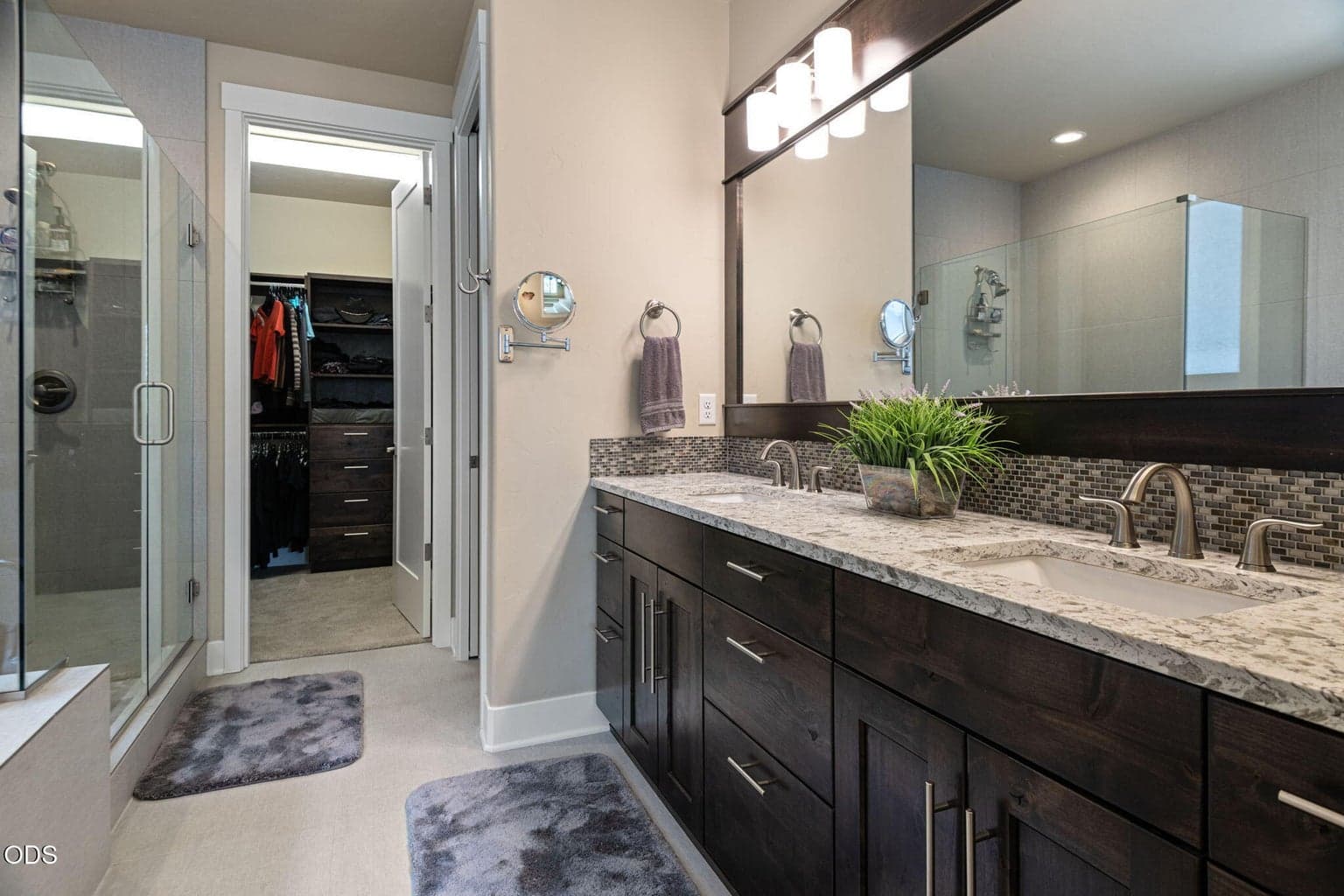 Photo of 2541 NW Pine Terrace Drive 12 of 22
