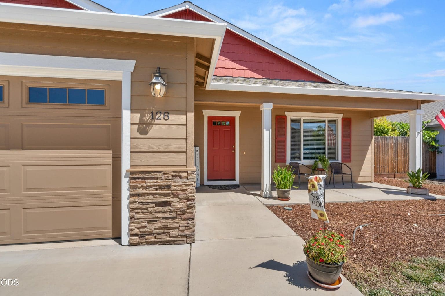 Photo of 128 Cedric Court 3 of 27