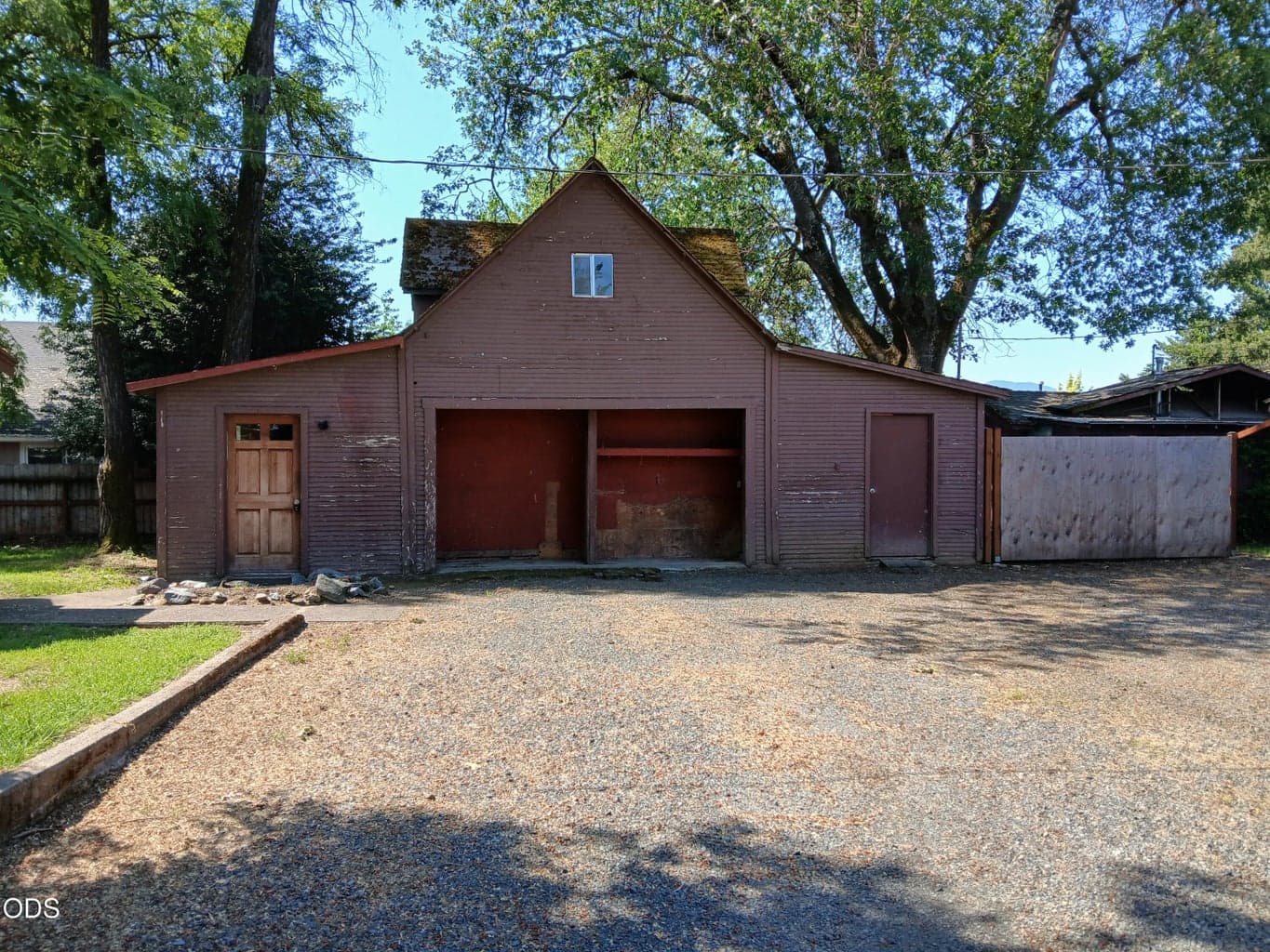 Photo of 1340 Dowell Road 3 of 25