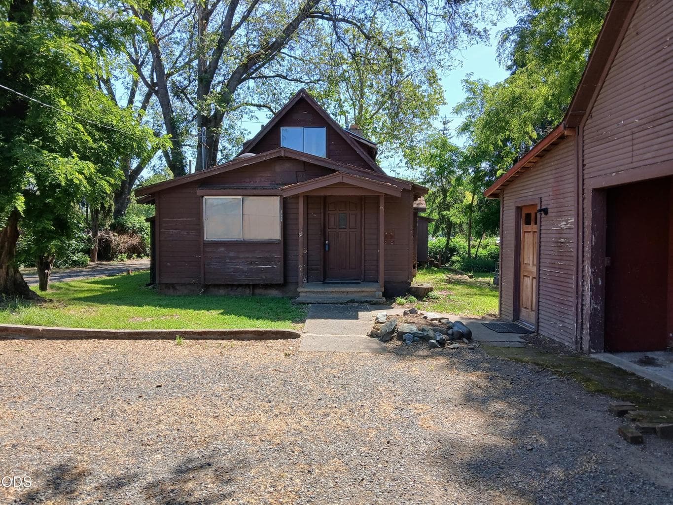 Photo of 1340 Dowell Road 5 of 25