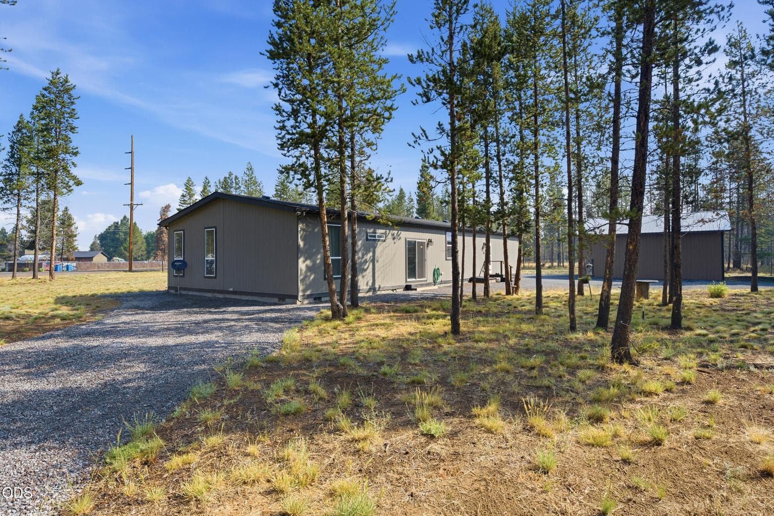 Photo of 16760 Pine Place 2 of 40