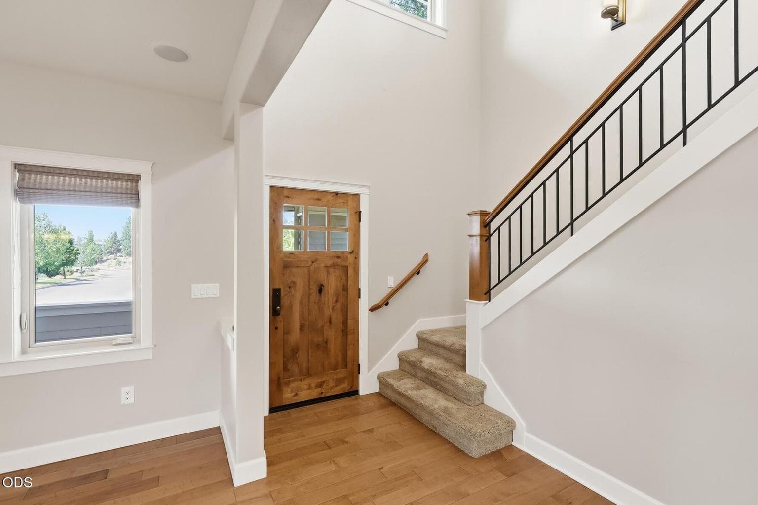 Photo of 810 NW John Fremont Street 16 of 61