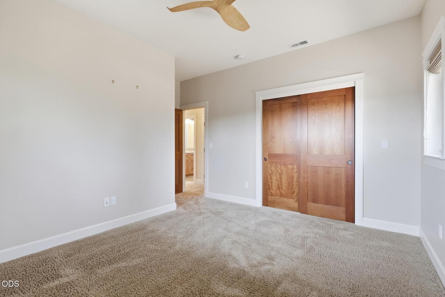 Photo of 810 NW John Fremont Street 36 of 61