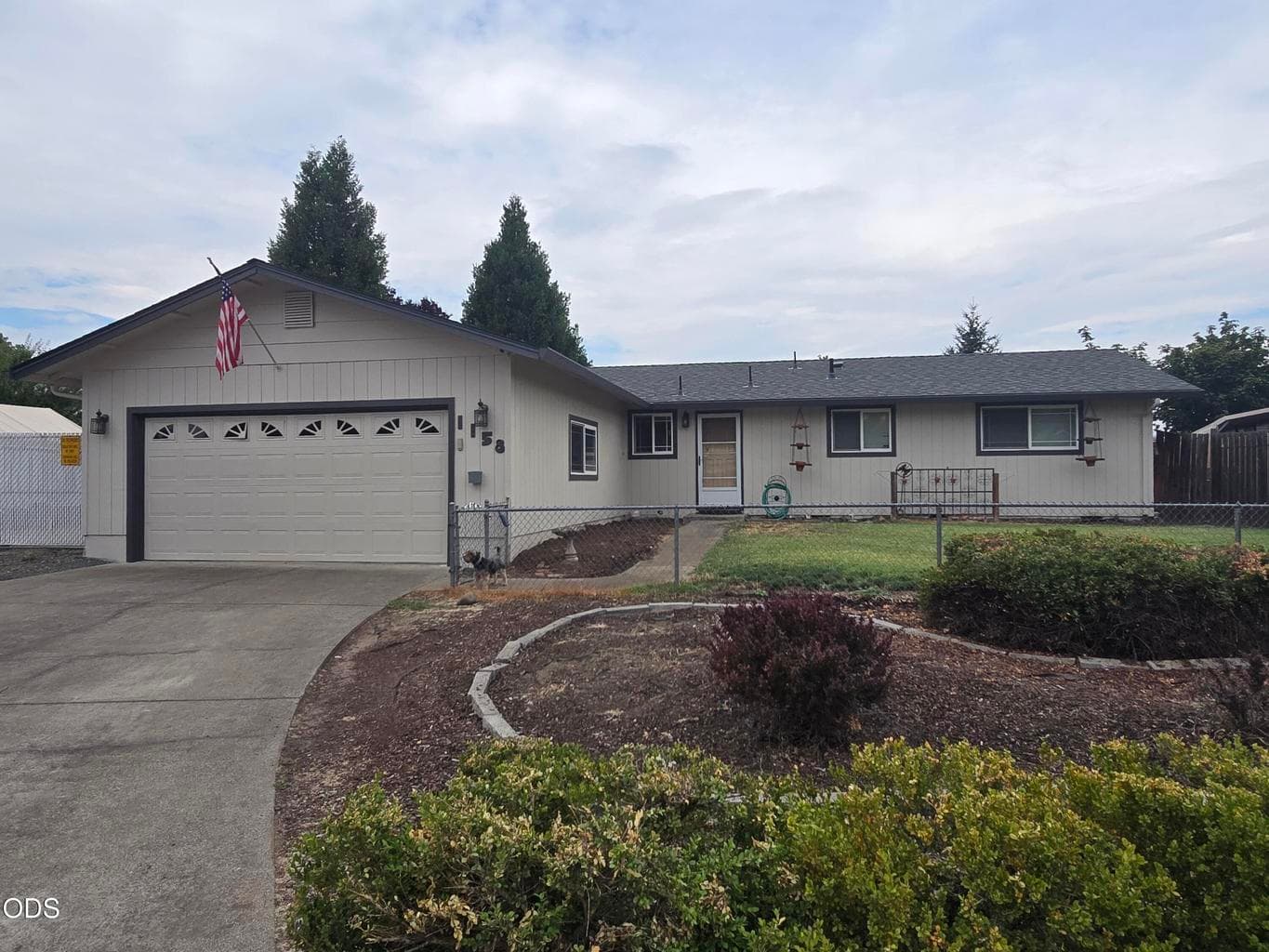 Photo of 1158 Douglas Street 1 of 15