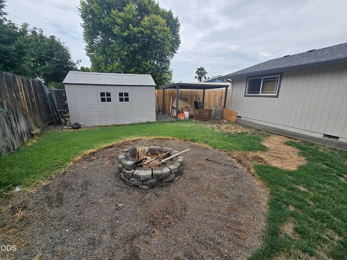 Photo of 1158 Douglas Street 5 of 15
