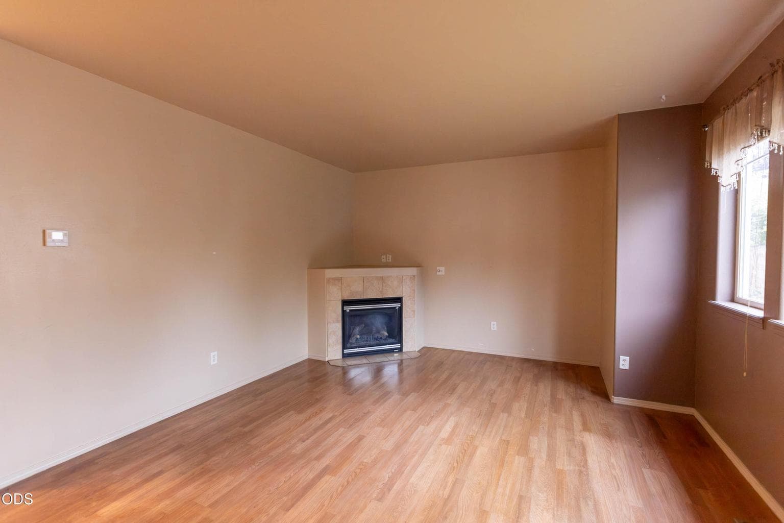 Photo of 374 NW 25th Street 6 of 41