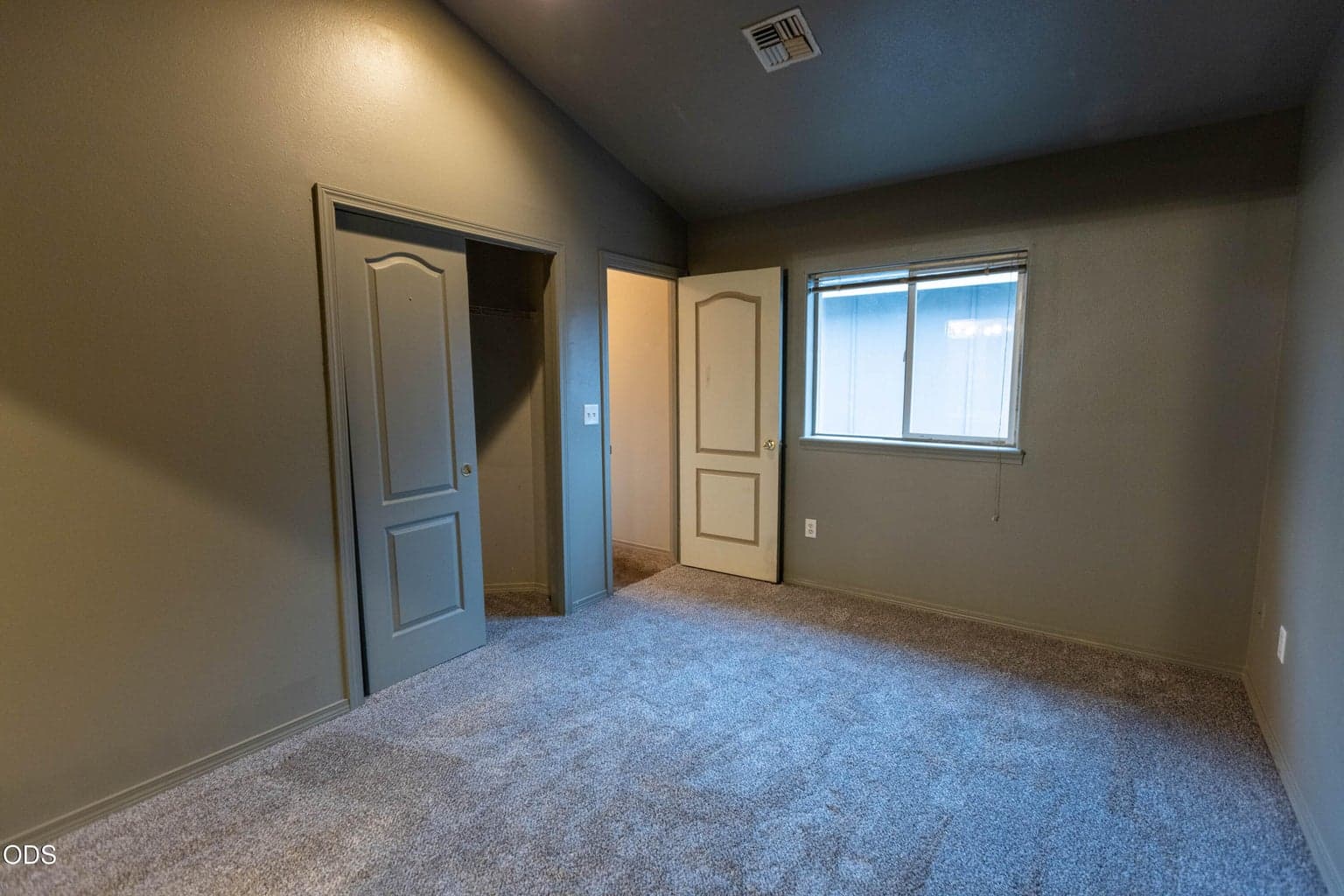 Photo of 374 NW 25th Street 39 of 41
