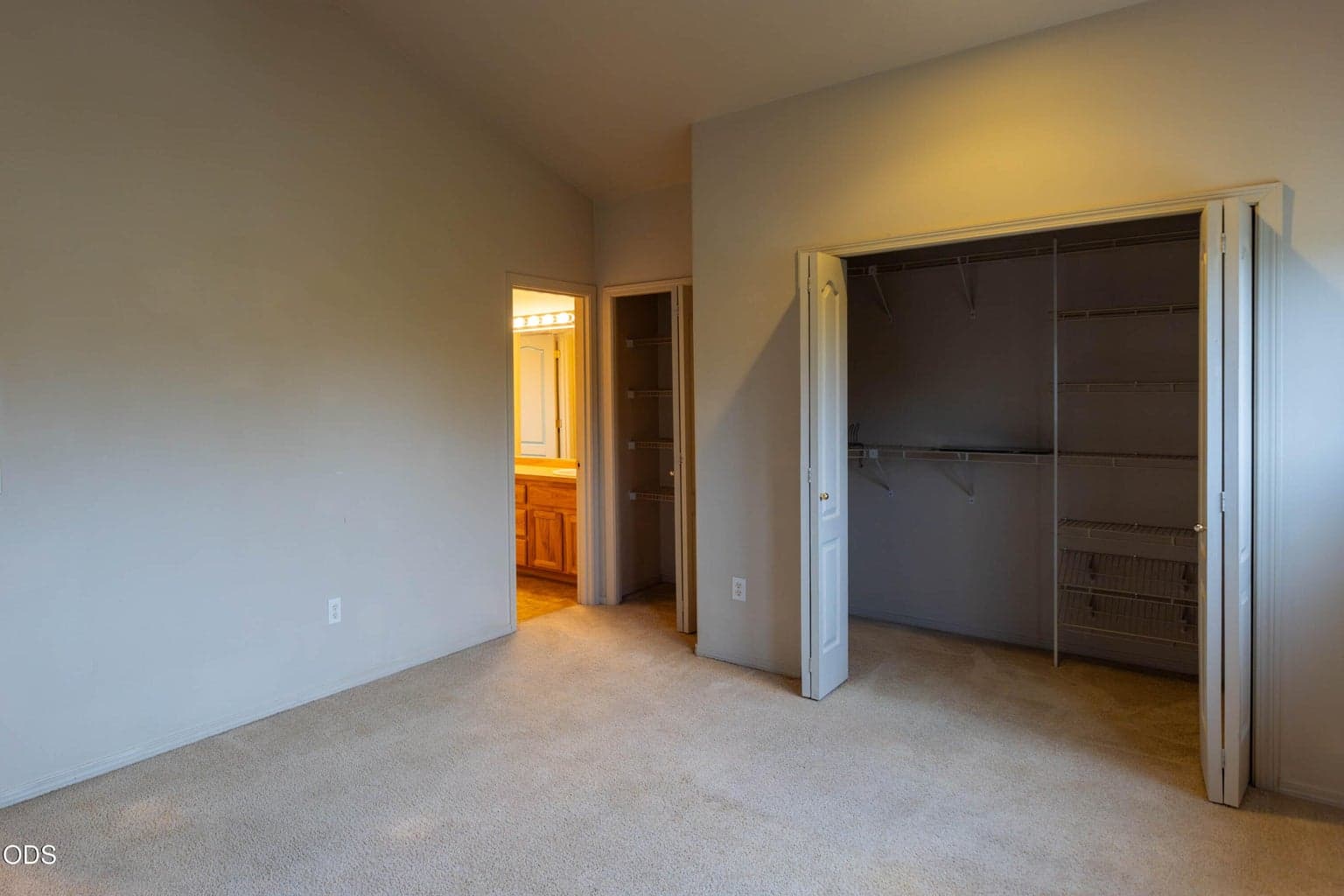 Photo of 374 NW 25th Street 22 of 41