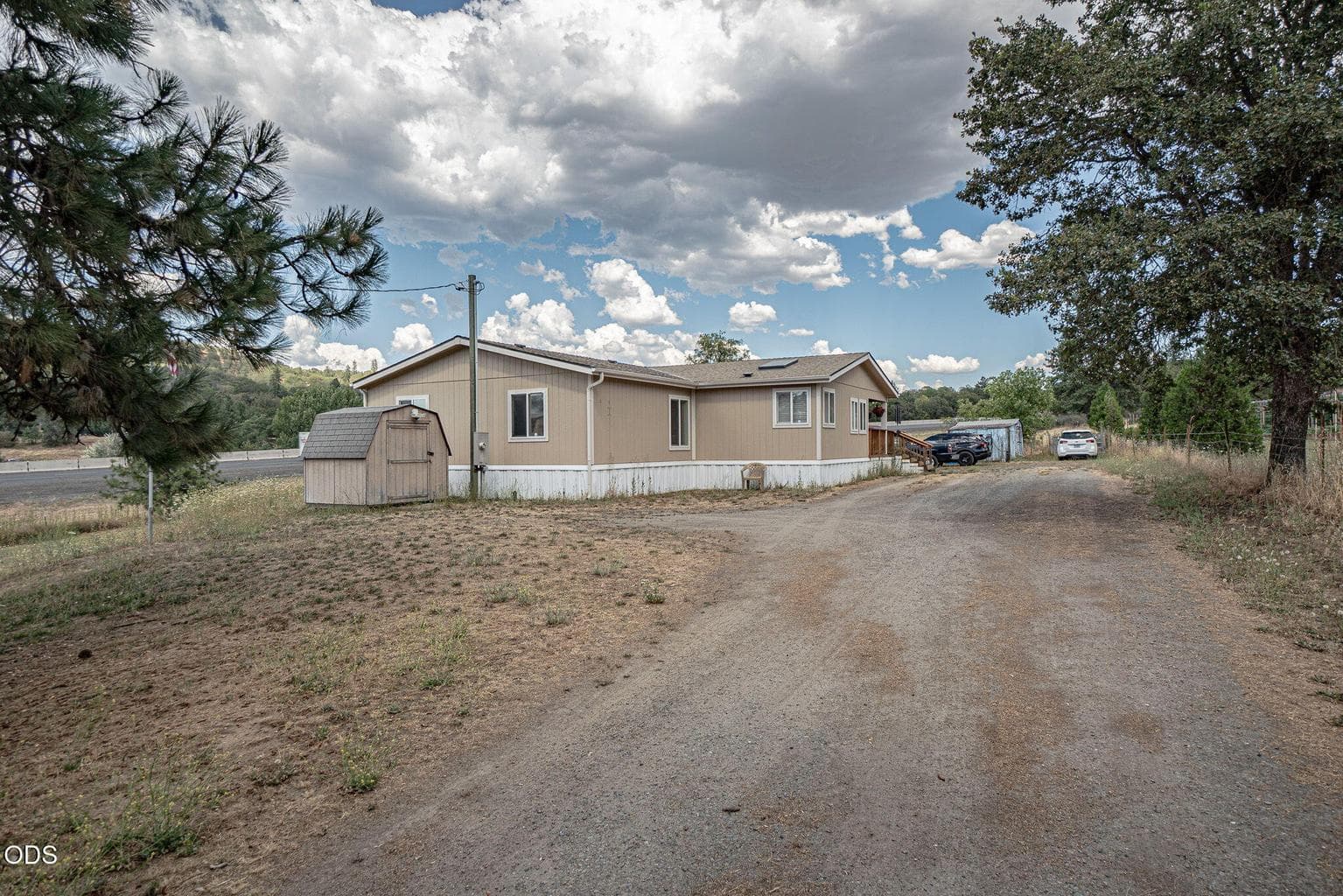 Photo of 5592 Foley Lane 1 of 26