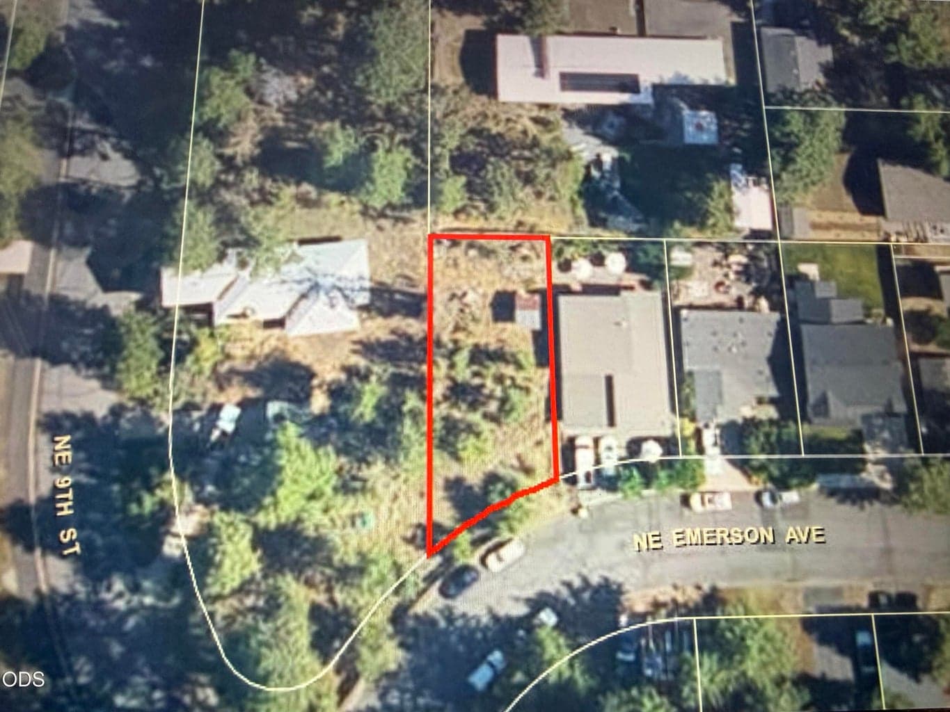 Photo of 914 Emerson Avenue 1 of 1