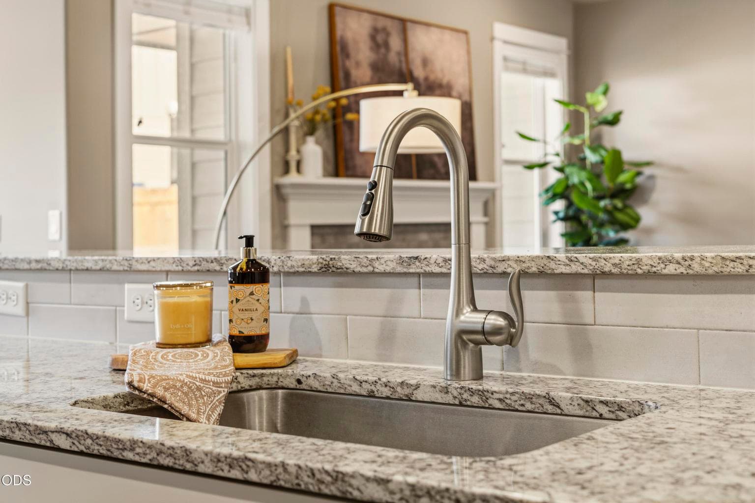 Stainless sink with