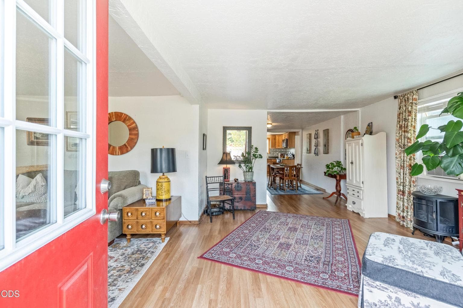 Photo of 845 Claypool Street 3 of 28